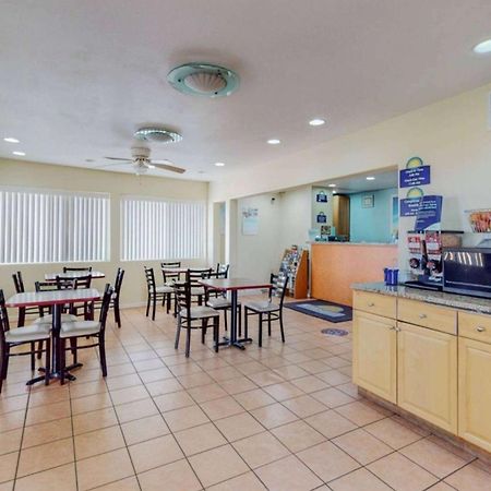 Days Inn By Wyndham Socorro Εξωτερικό φωτογραφία