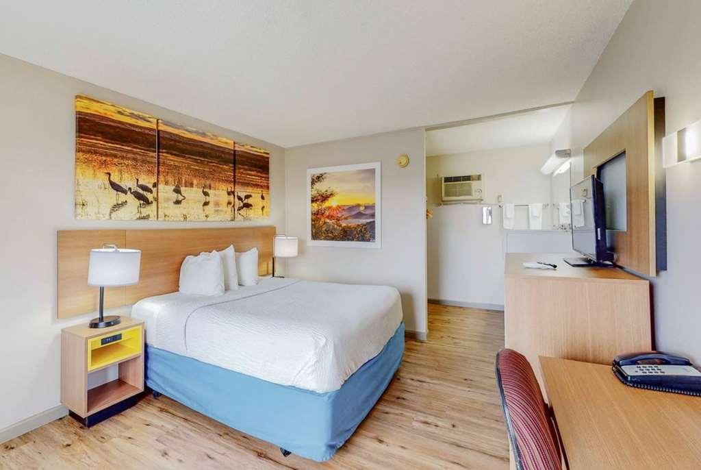 Days Inn By Wyndham Socorro Δωμάτιο φωτογραφία