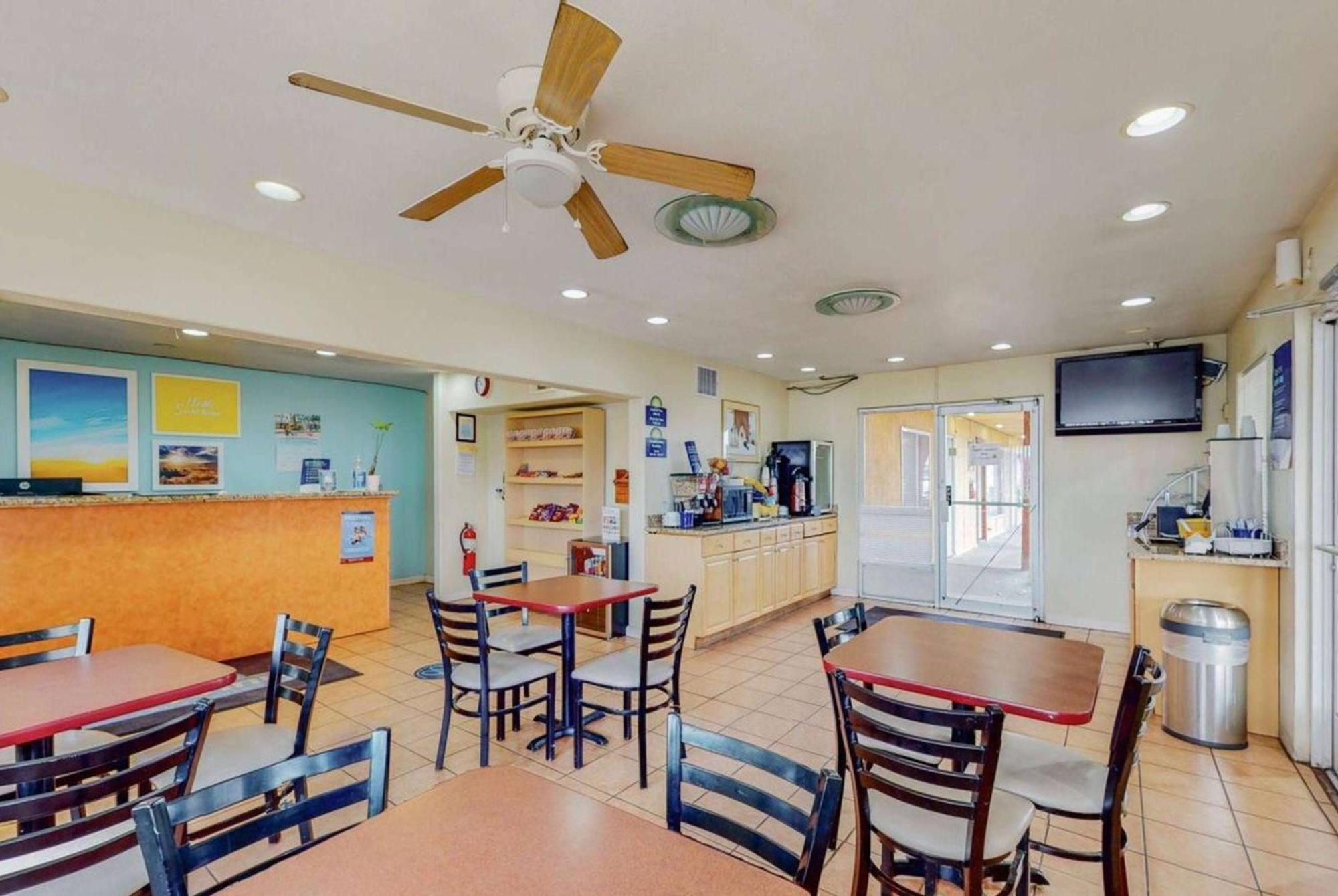 Days Inn By Wyndham Socorro Εξωτερικό φωτογραφία